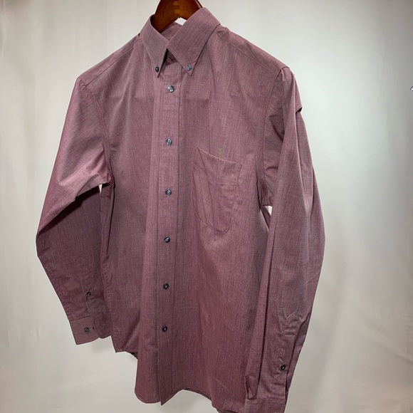 Button down - Picture 2 of 7